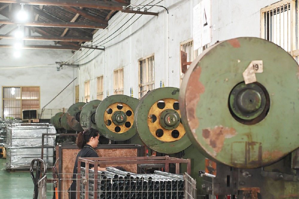 Jinhua carried industry and trade co., Ltd.